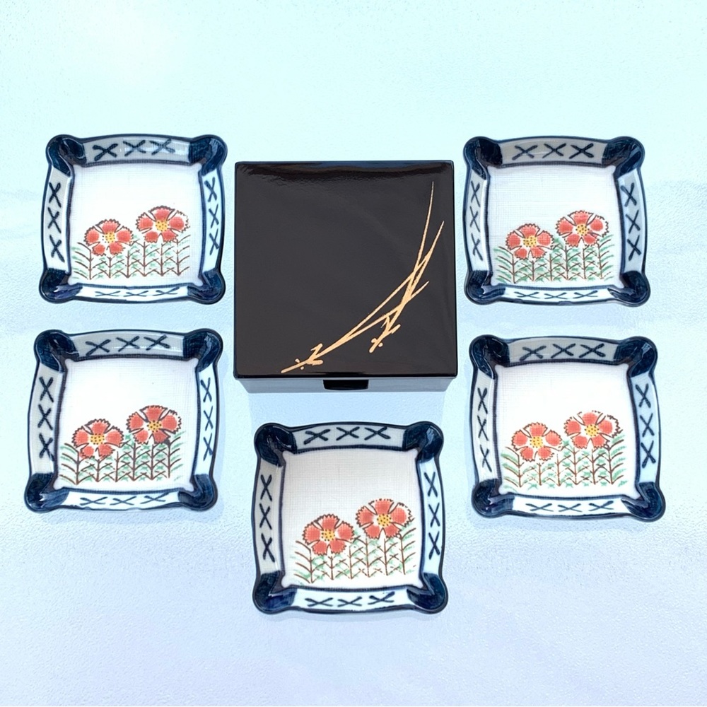 Japanese Porcelain Floral Dipping Sauce Plates with Case ~ Set of 5 Plates
